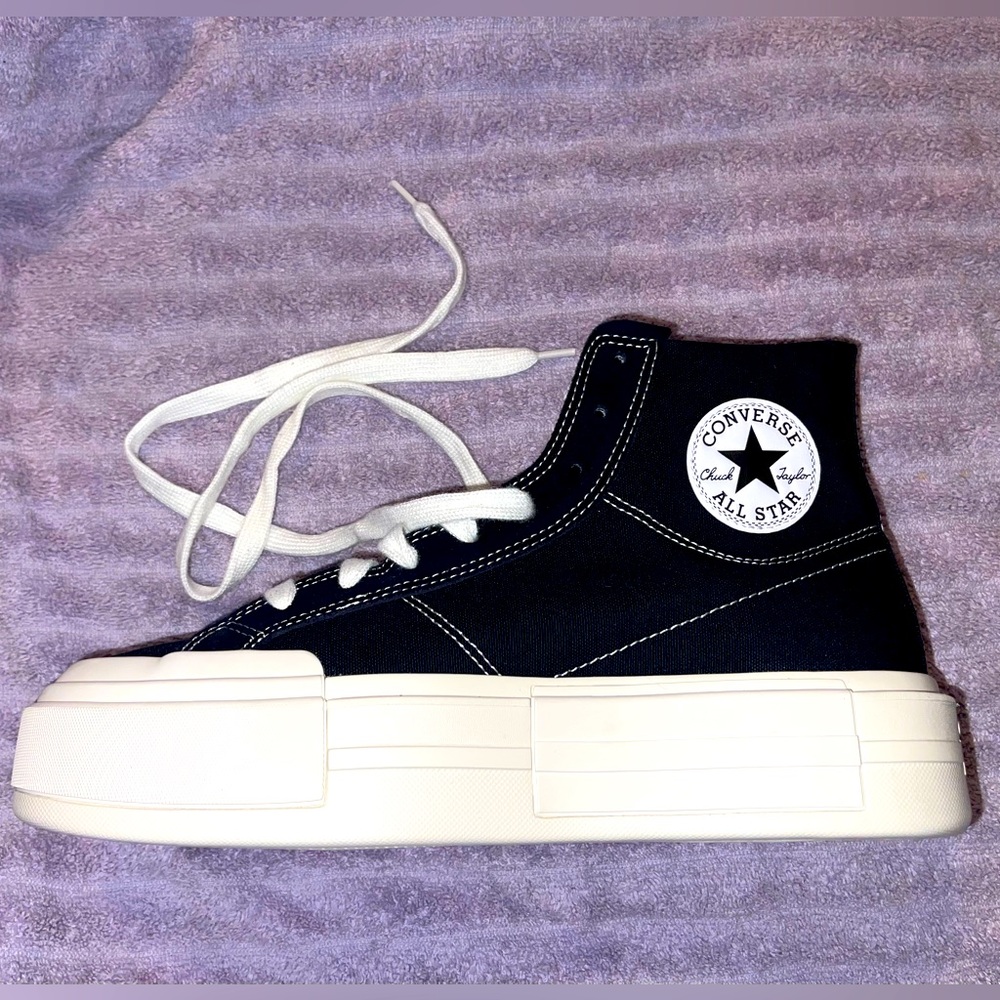 BRAND NEW Black/White Converse All Star Cruise Sz M10/W11.5